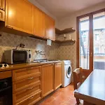 Casa Gaia - Antica In Pieno Centro Daire *